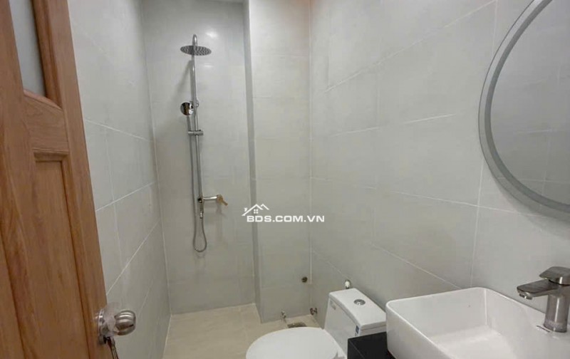 Bán Nhà HXH Đường LẠC LONG QUÂN 30,4m2 - 4TẦNG, 6,98 TỶ/TL, P3Q11